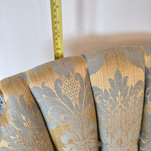 VINTAGE ARMCHAIR WITH TUFFTED BACK (2ND CHAIR ALSO AVAILABLE BUT BROKEN) - P178