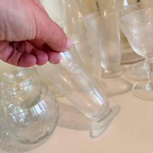 VINTAGE GLASSWARE GROUPING (ETCHED PUMCH BOWL AND MORE) - P285