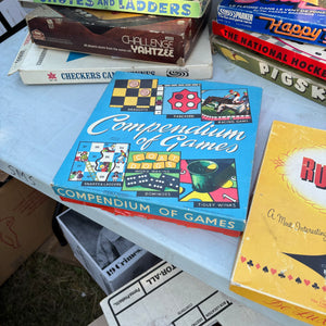 Vintage Games Grouping (Risk, Michigan Rummy and More) - R312