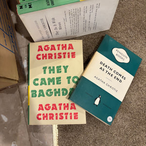 AGATHA CHRISTIE BOOKS GROUPING - P215