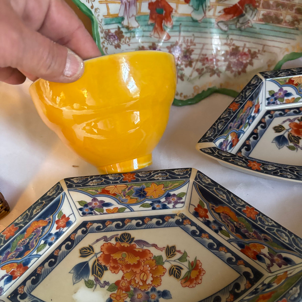 E138 Vintage Asian themed porcelain and more grouping
