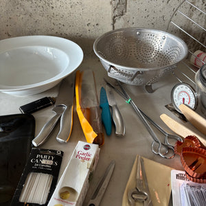 Kitchen Grouping (Strainers, White Bowl and More) - M365