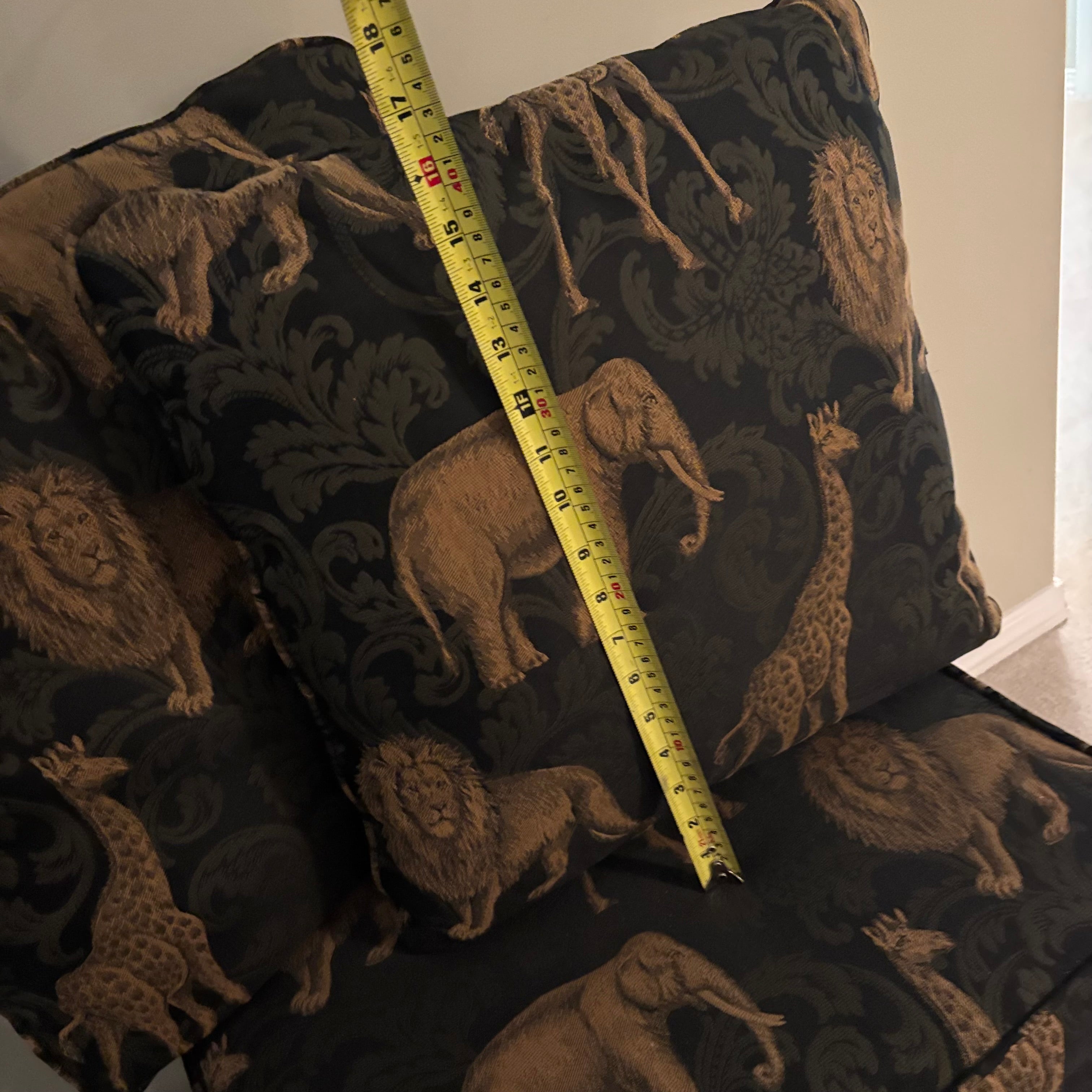 E856 Safari themed footstool and throw cushions