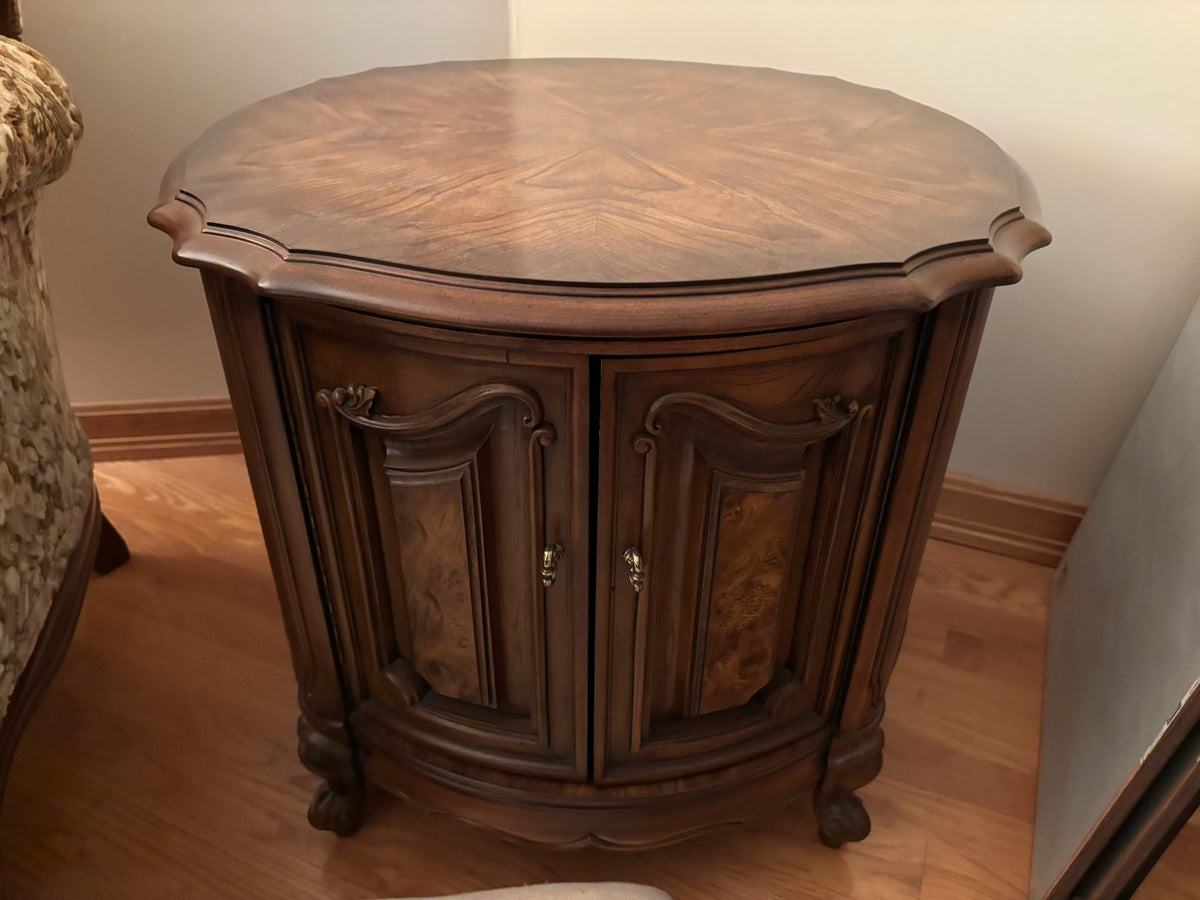 F207C Vintage solid wood round cabinet style side with Burled wood design on top