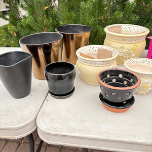 Pots and More Grouping - O111