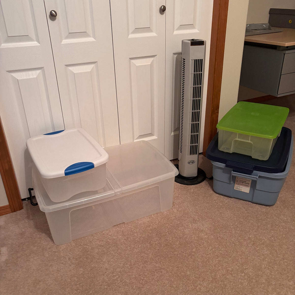 X233 Floor heater and storage bins