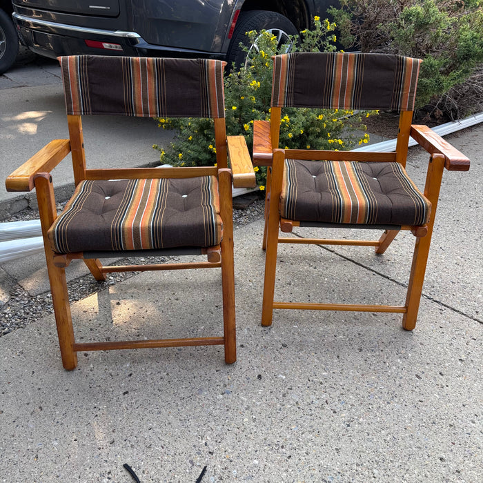 Set of 2 Vintage Solid Wood Folding Patio Chairs - M373