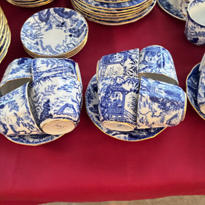 157 PIECE VINTAGE ROYAL CROWN DERBY BLUE MIKADO CHINA (IN EXCELLENT CONDITION) - P104