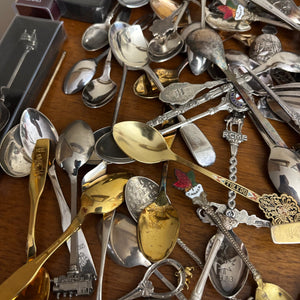 VINTAGE SILVER PLATED COLLECTOR SPOONS - P345