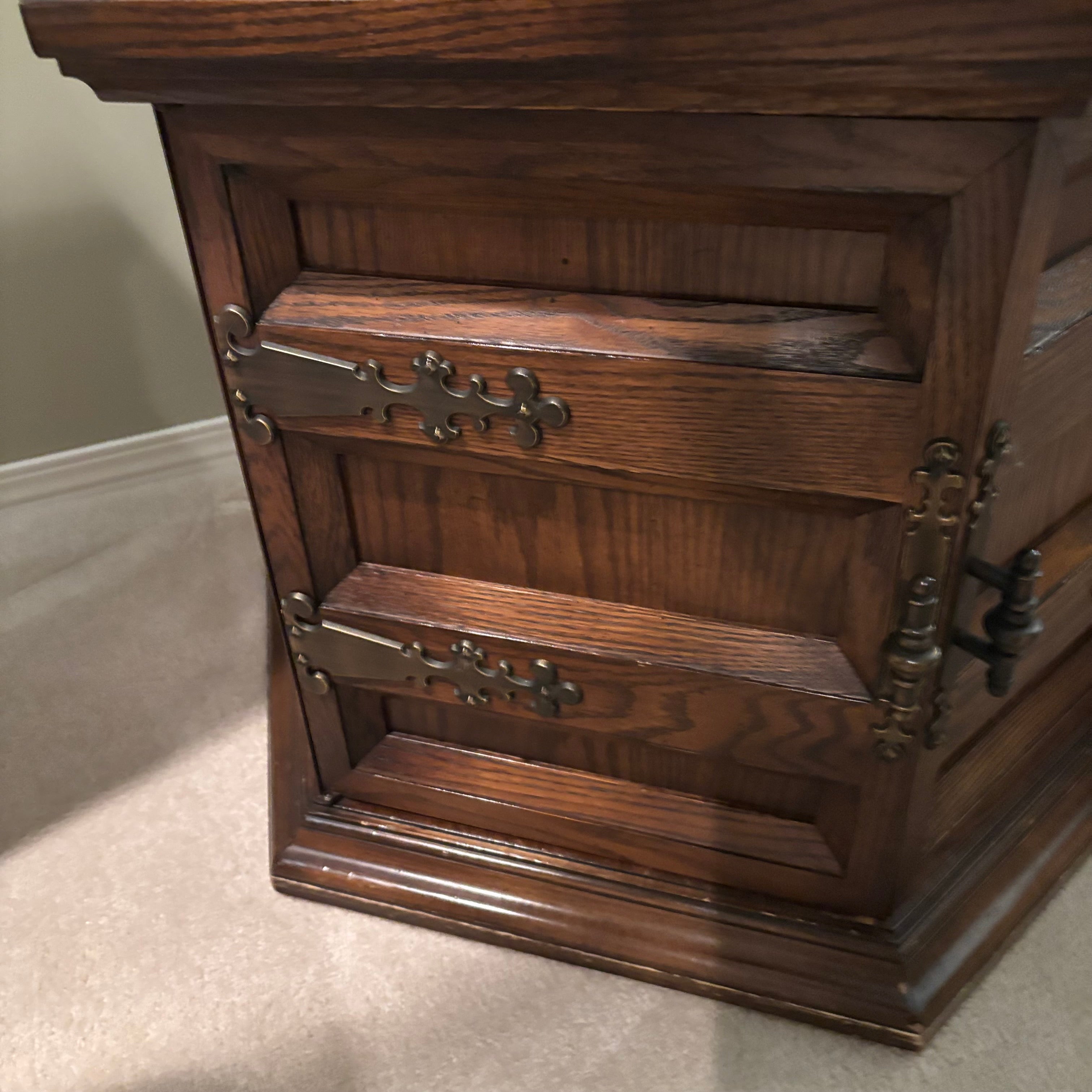 E855 Vintage solid wood octagon side table with door