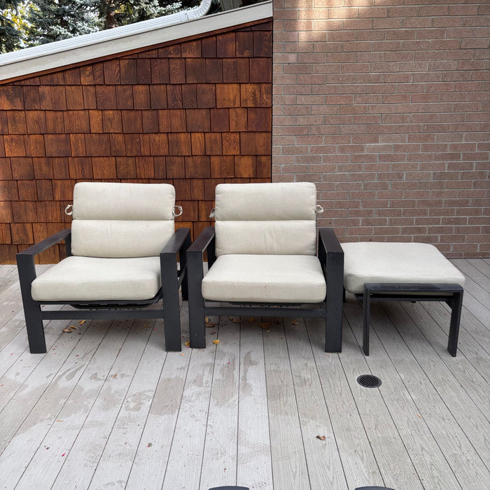 Set of 2 Brown Jordan Parkway Cushion Lounge Chairs with Footstool and Covers - M309