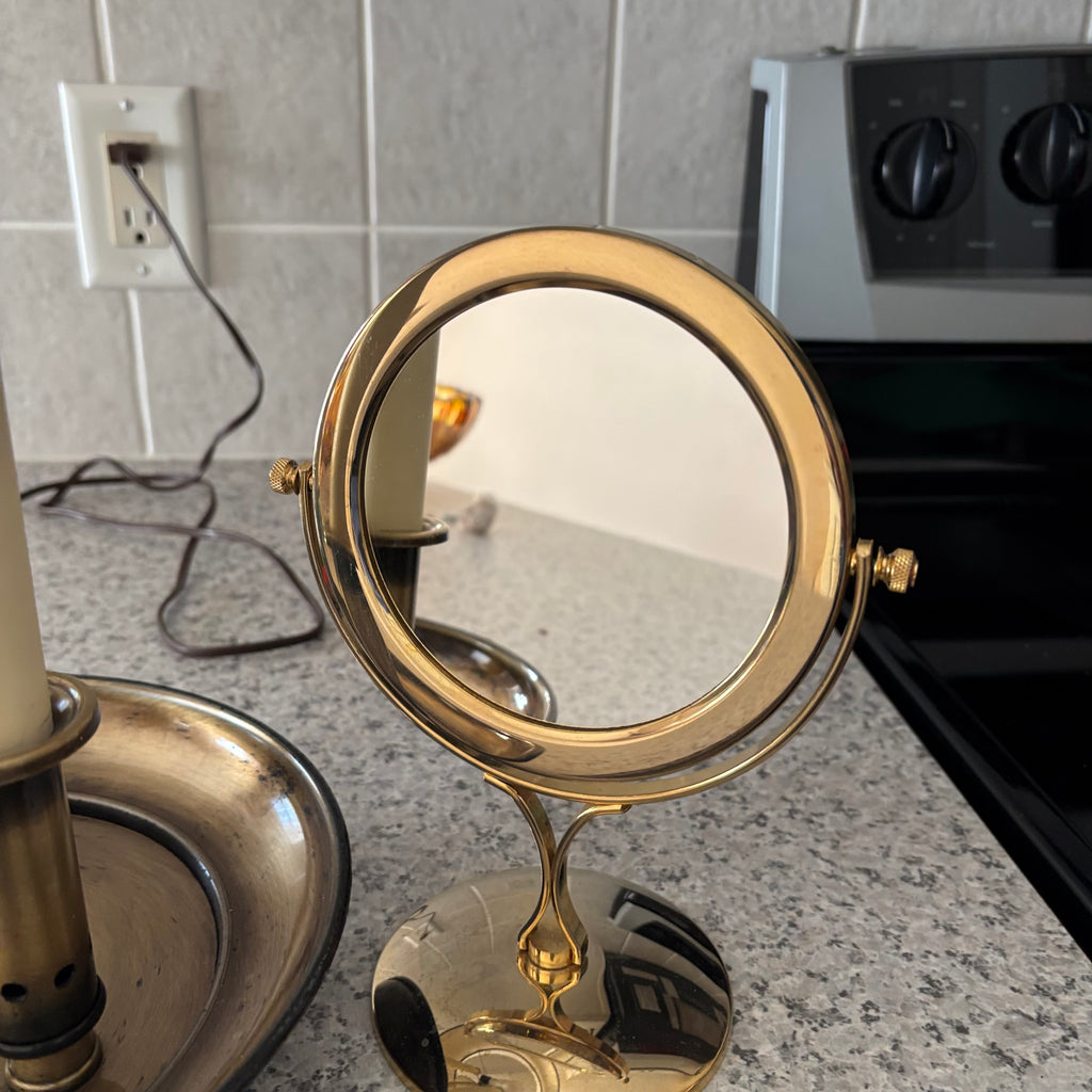 E897 32” tall vintage lamp grouping