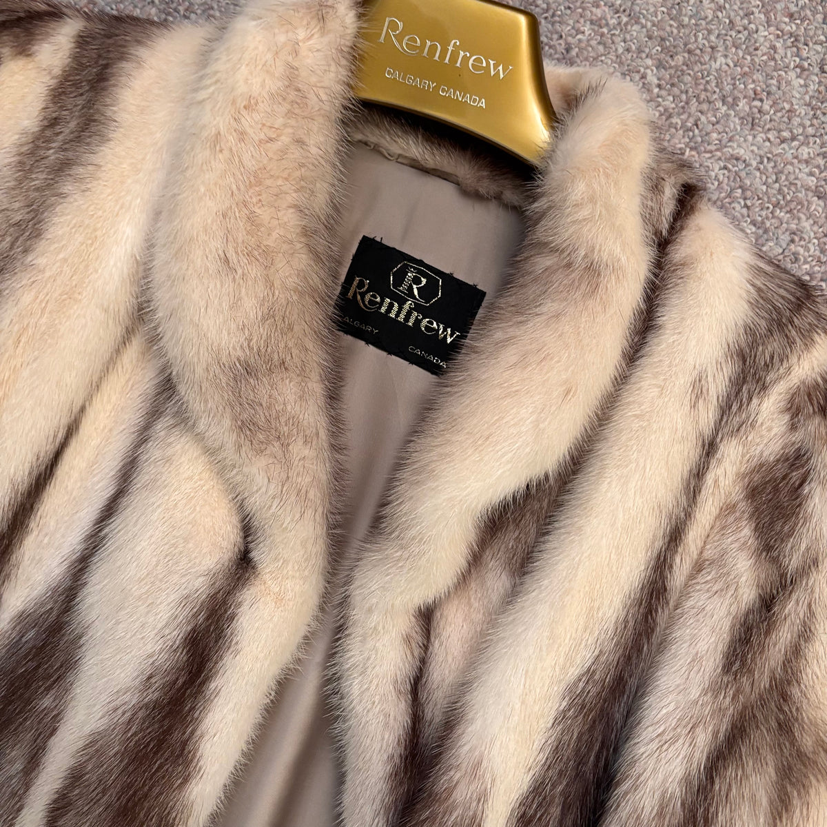 K402 2 vintage fur coats and vintage fur shawl