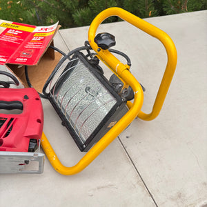 Garage Grouping (Construction Light and More) - O113