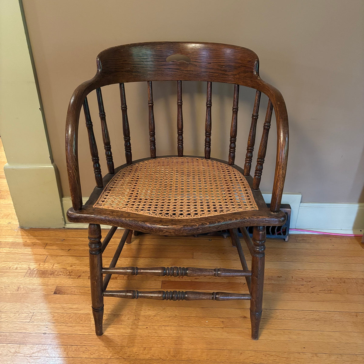 E122 & 331 2 Vintage accent chairs and solid wood accent table
