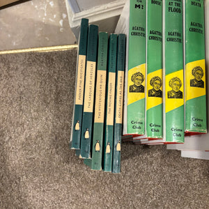AGATHA CHRISTIE BOOKS GROUPING - P215