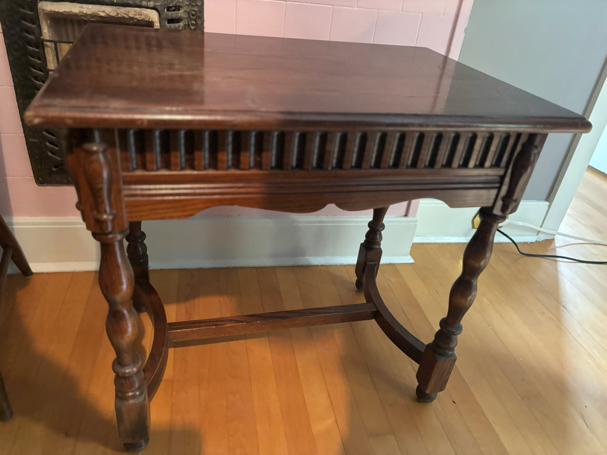 E122 & 331 2 Vintage accent chairs and solid wood accent table