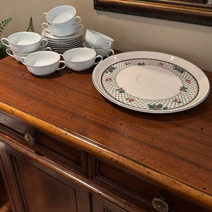 8 Hutschenreuther Sylvia Soup Bowls and Plates with Mikasa Serving Platter - M304