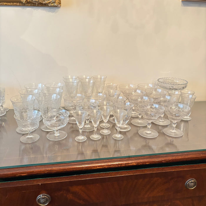 VINTAGE STEMWARE GROUPING - P107