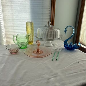 Mixed Colours Vintage Glassware Grouping - C436