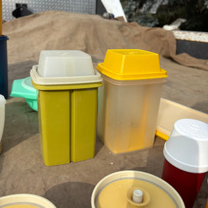 Vintage Tupperware Grouping - R379