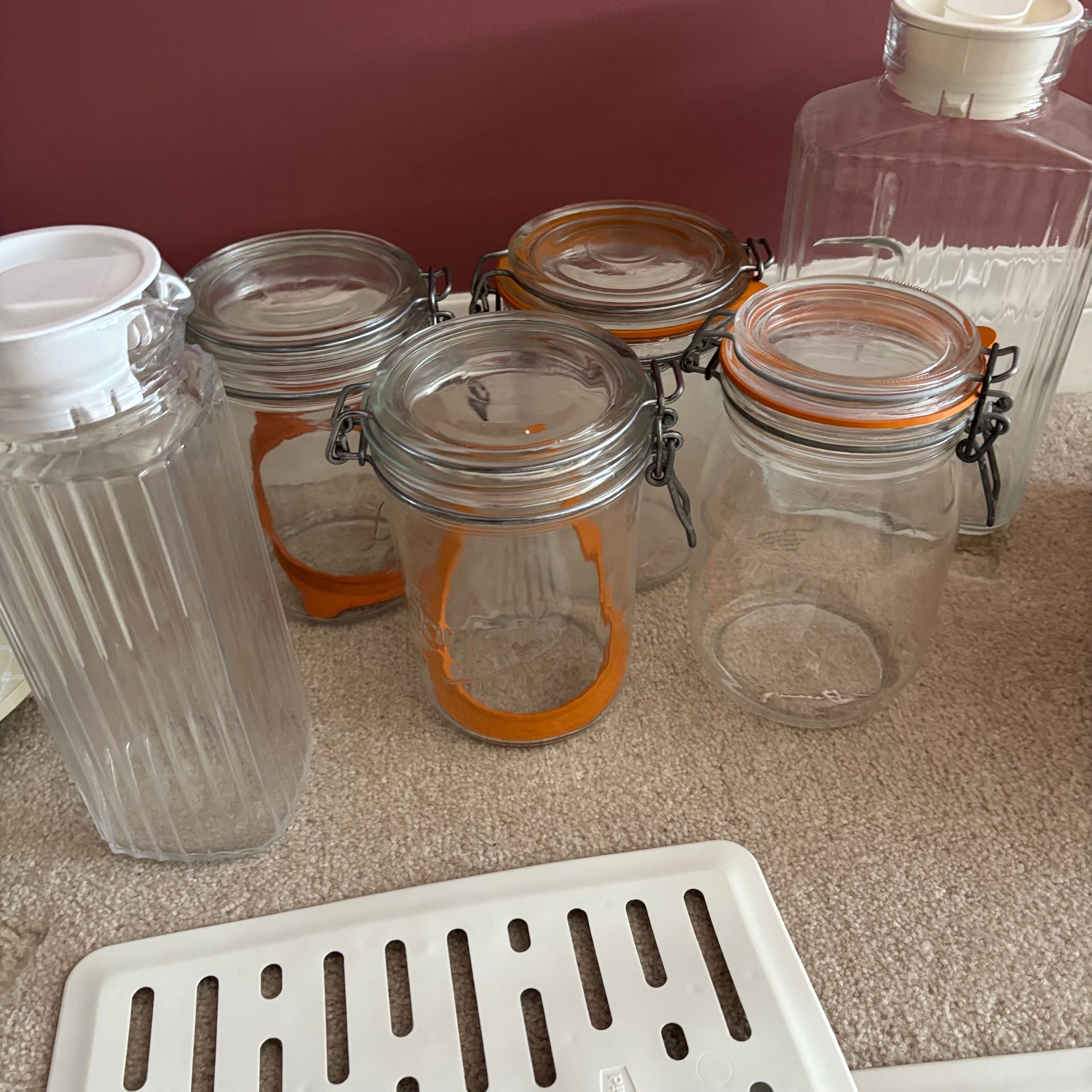 E895 Kitchen grouping (crockpot and more)