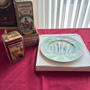VINTAGE COLLECTIBLES GROUPING (RCMP PLATE AND MORE) - P182