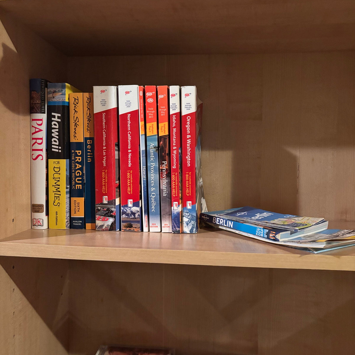X226 Travel manuals grouping