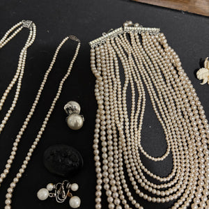 Vintage Jewelry Grouping - N304