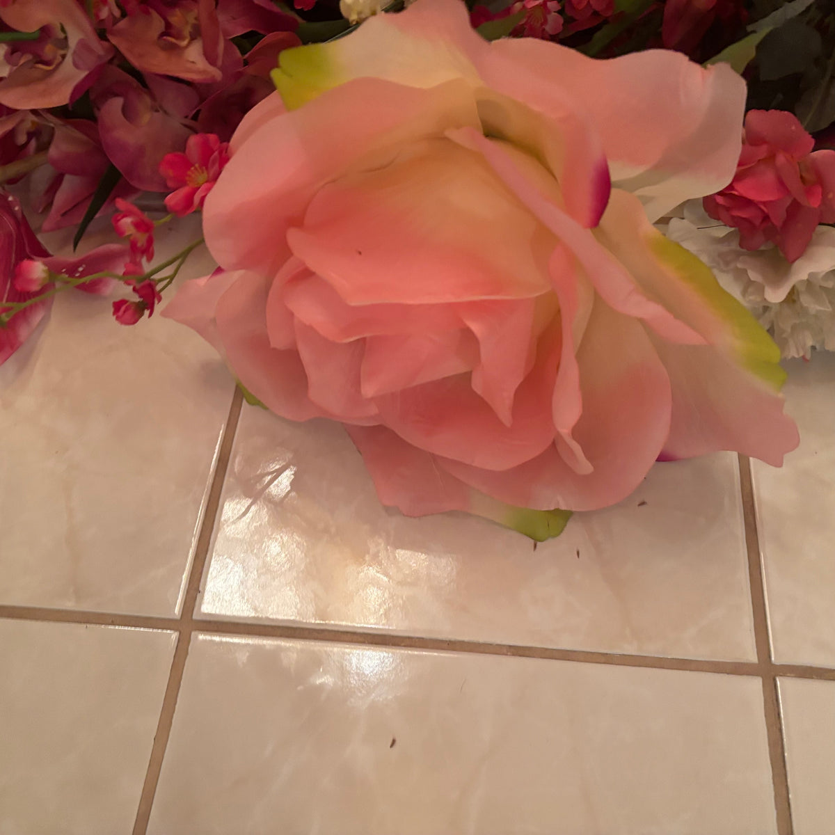 F199 Faux flowers grouping (hanging rose vines and more)