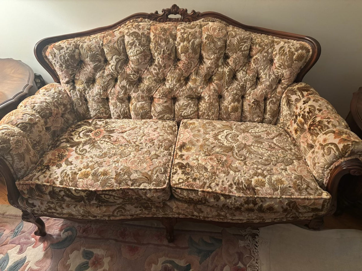 F200C Vintage love seat with solid wood frame and floral fabric