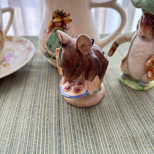 VINTAGE BEATRIX POTTER FIGURINES AND MORE COLLECTIBLES GROUPING - P183