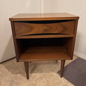 Mid Century Modern Solid Wood Single Drawer Side Table - B215