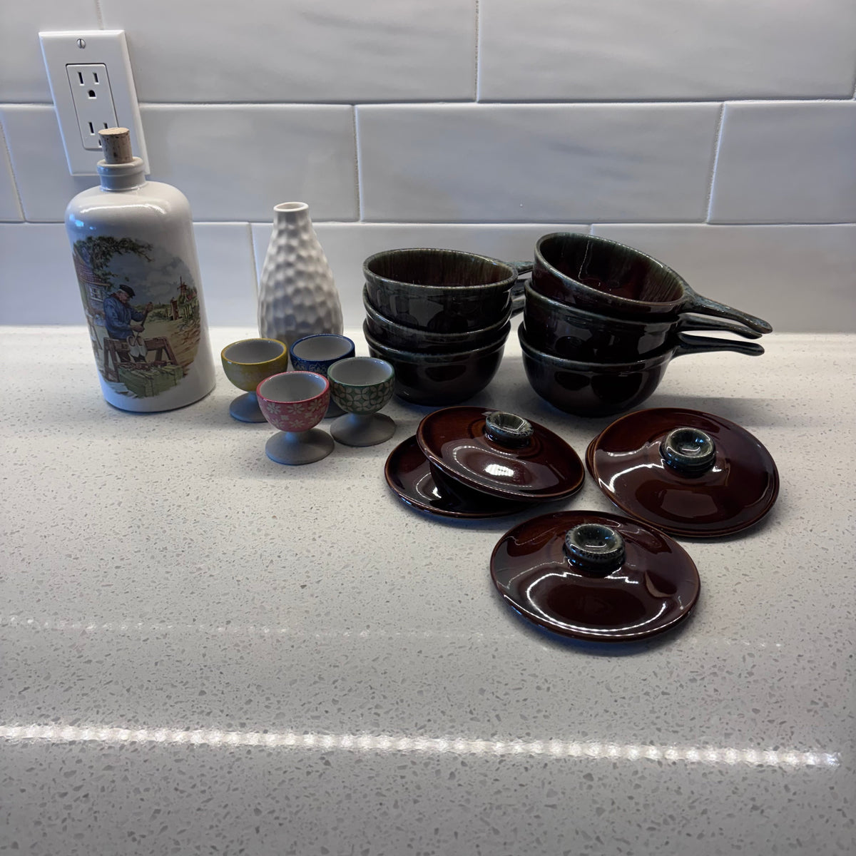 X258 Vintage and more stoneware grouping