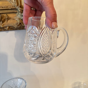 VINTAGE CRYSTAL AND GLASS GROUPING - P108