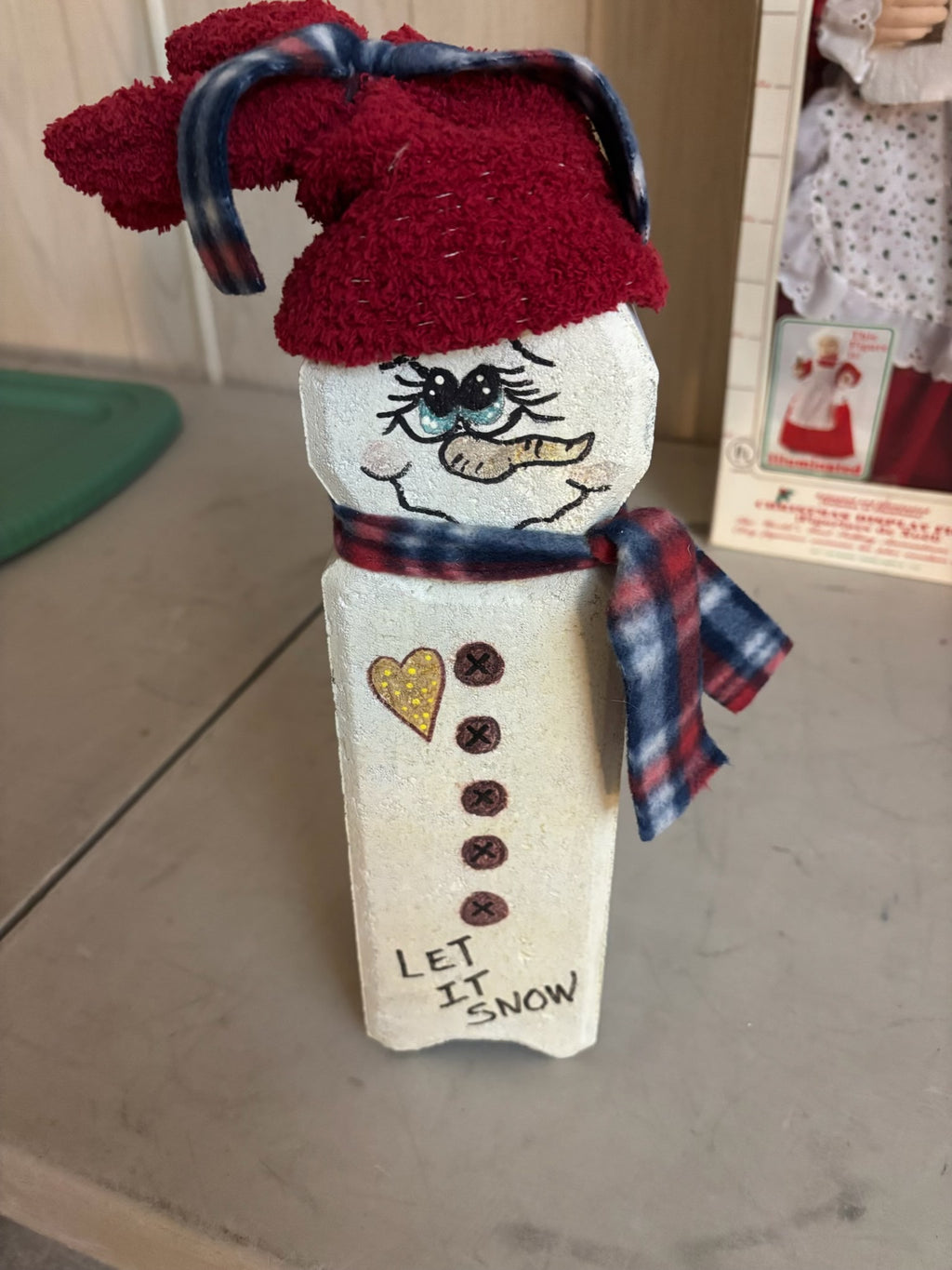 K501B Christmas grouping (Santa, Mrs clause and more)