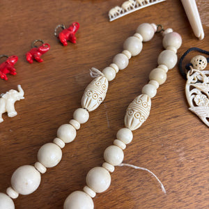VINTAGE BONE/RESIN GROUPING (BRACELETS, PIPE AND MORE) - P344