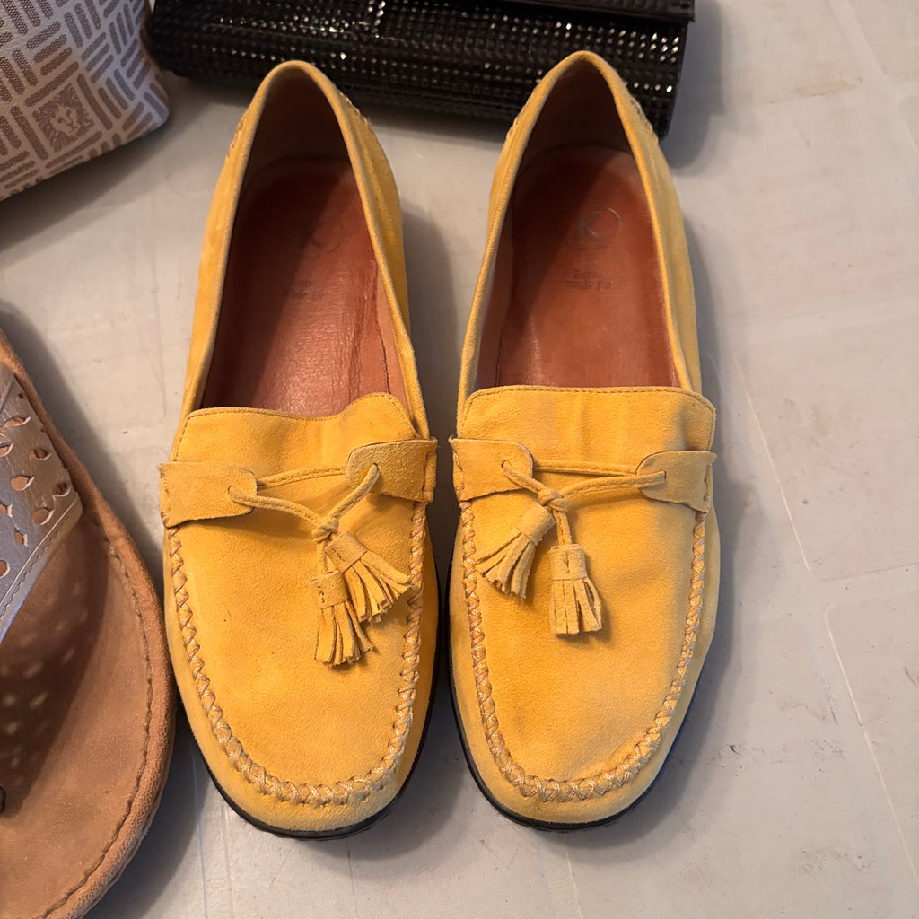 X230 Ladies size 5 shoes and purses