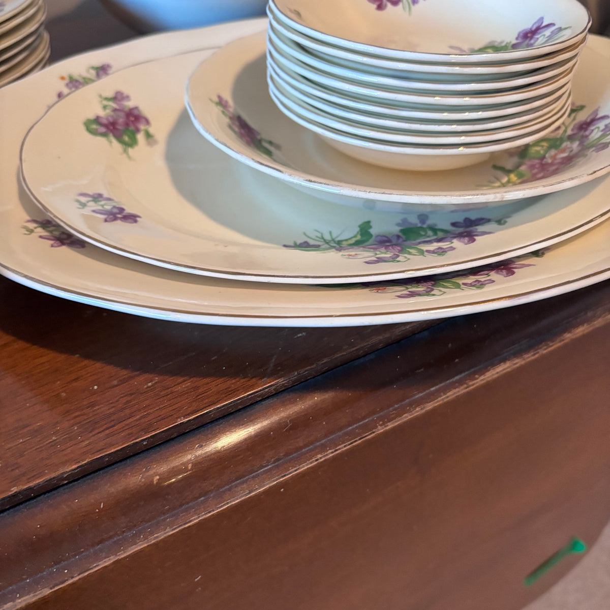 X259 58 Piece Vintage Imperial Porcelain China grouping