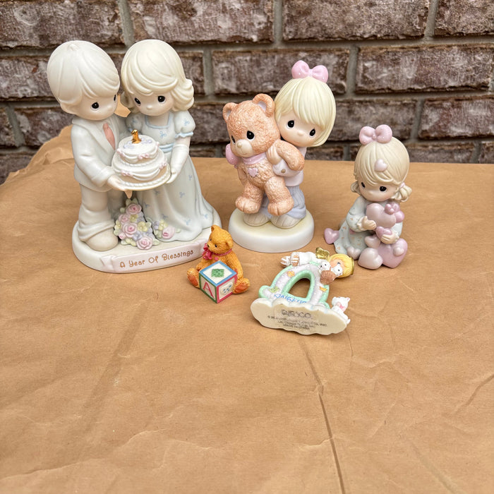 Precious Moments and More Porcelain Figurines Grouping - O166