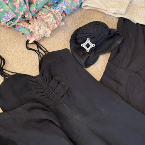 VINTAGE AND ANTIQUE CLOTHING GROUPING - P206