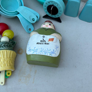 Retro Kitchen Grouping (Teal Gadgets and More) - R450