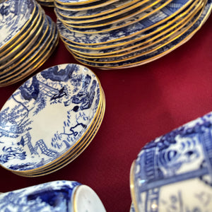 157 PIECE VINTAGE ROYAL CROWN DERBY BLUE MIKADO CHINA (IN EXCELLENT CONDITION) - P104