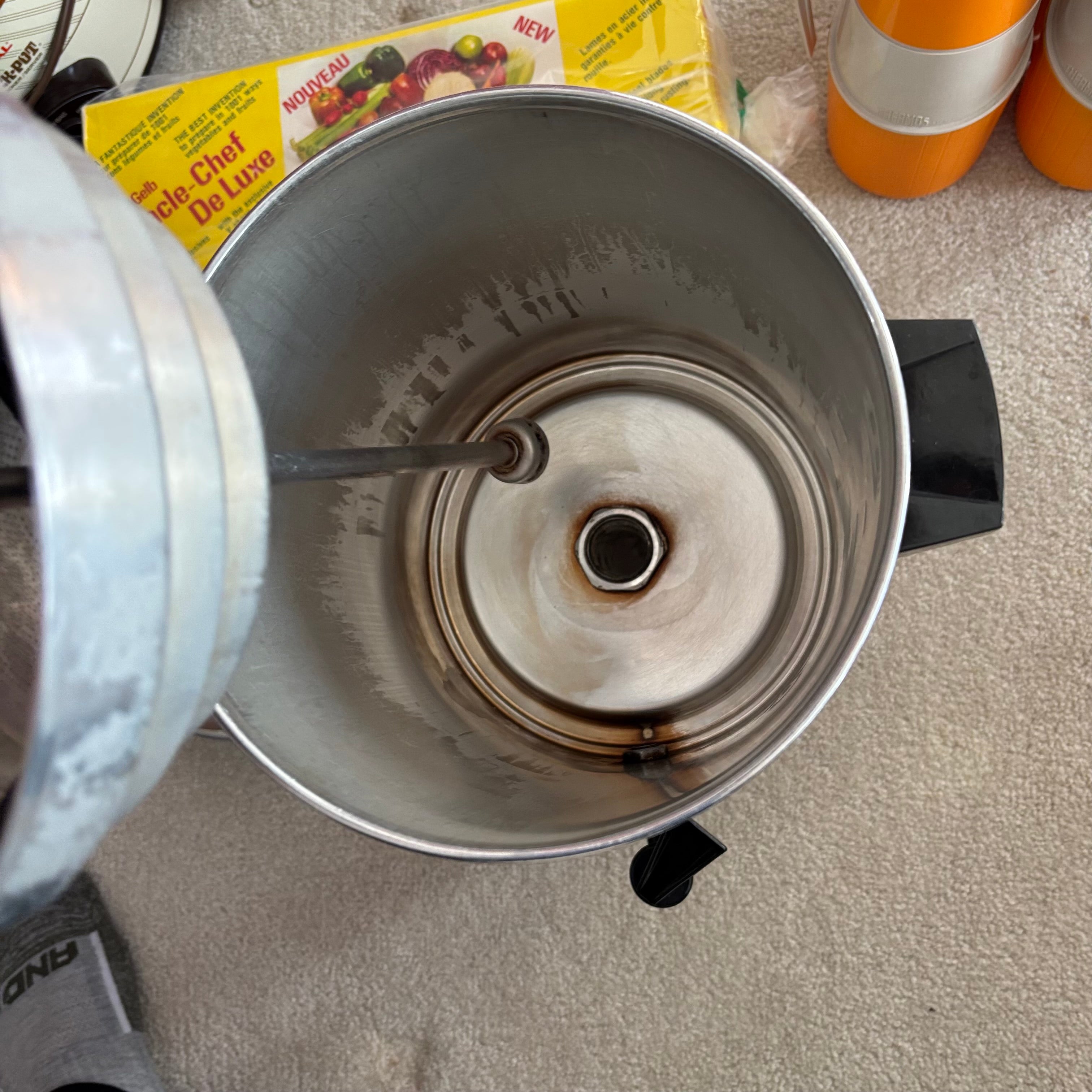 E887 Vintage Kitchen grouping (Thermoses and more)