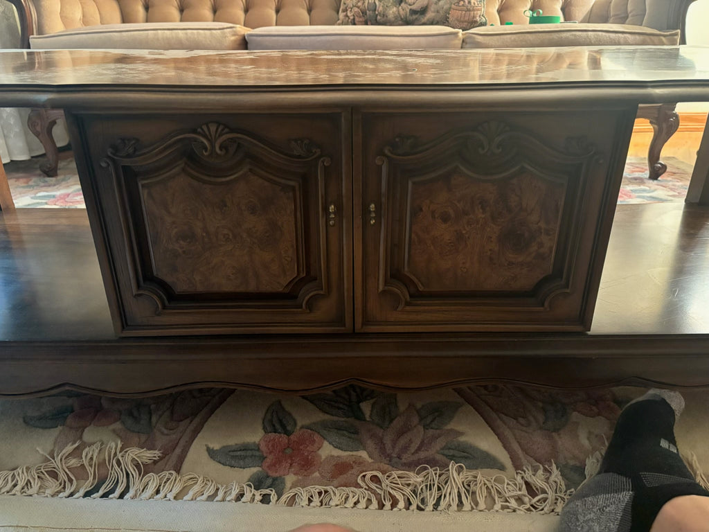 F202C Vintage solid wood coffee table with Burled wood design on top