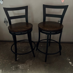 Set of 2 Countertop Height Modern Metal and Wood Bar Stools - C308
