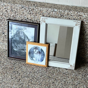 B524 Artwork and mirror grouping