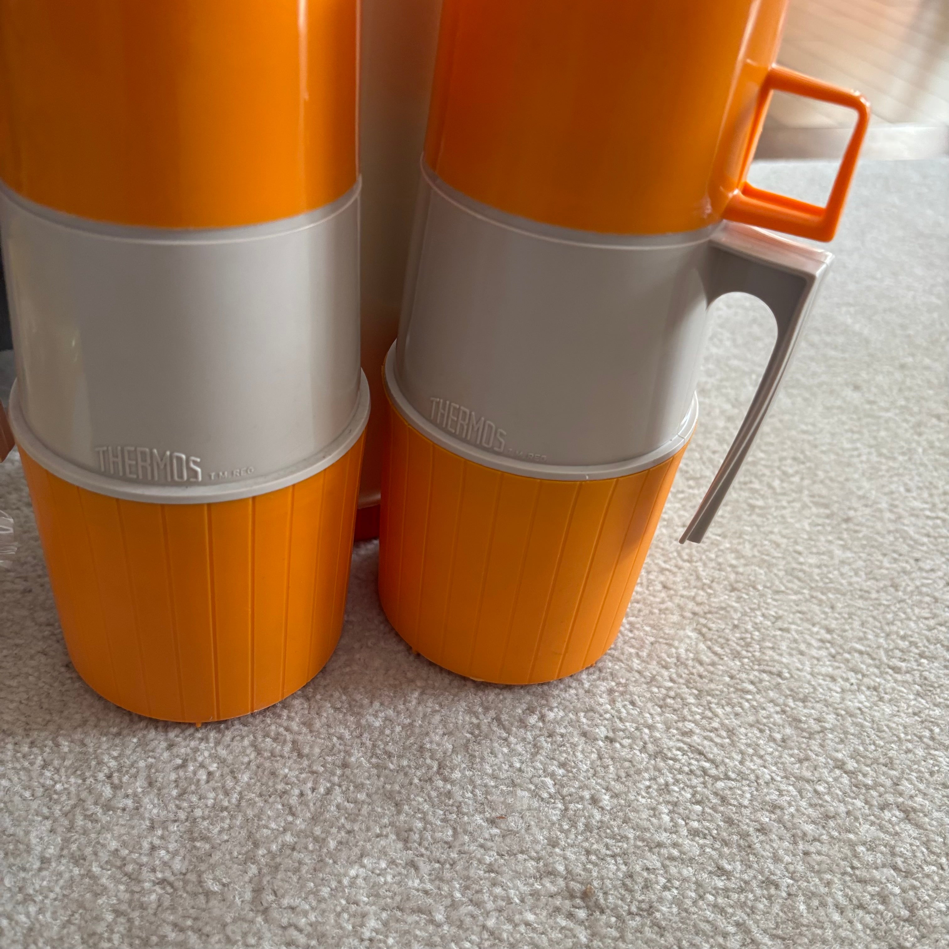 E887 Vintage Kitchen grouping (Thermoses and more)