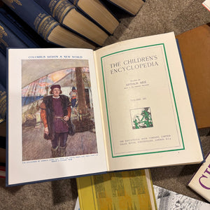 BOOKS GROUPING (THE CHILDREN'S ENCYCLOPEDIA AND MORE) - P220