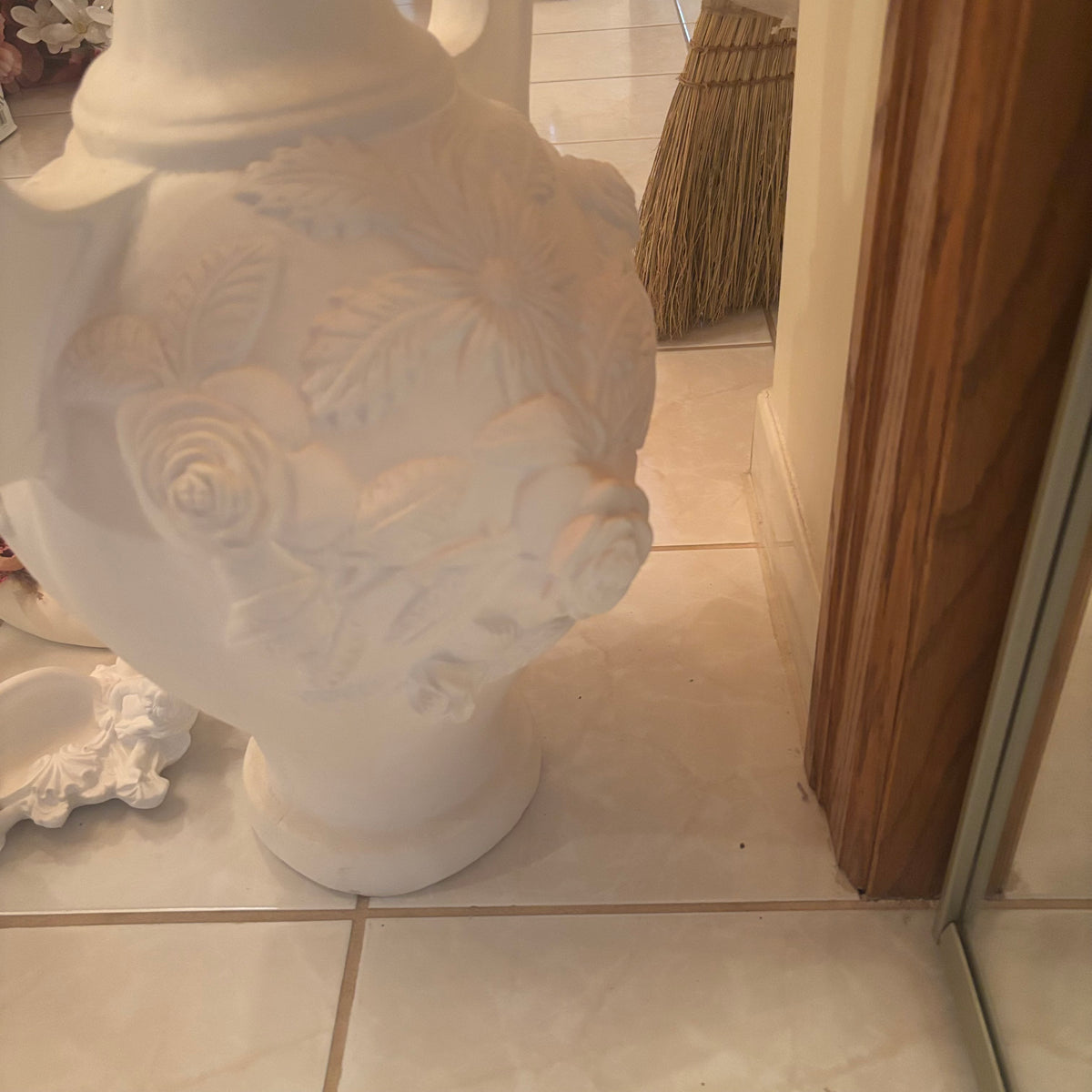 F196A 26” tall Vintage Chalkware urn style vase grouping
